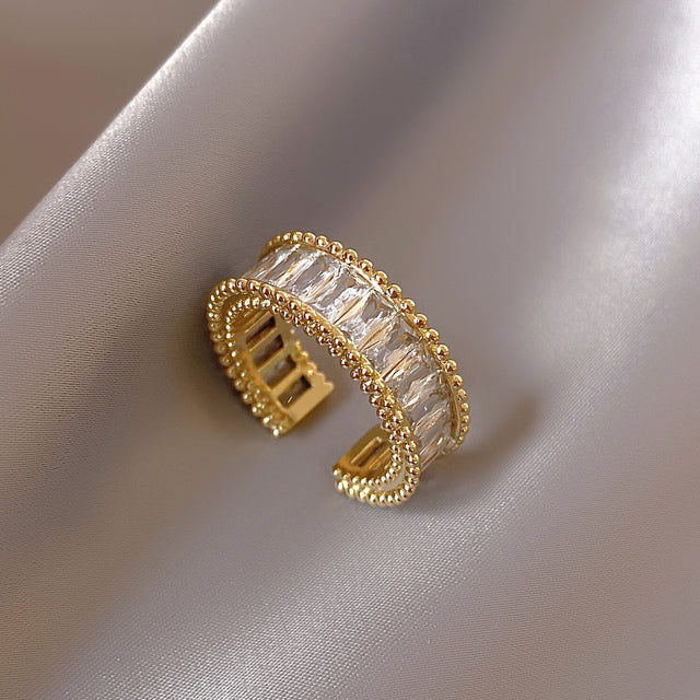 White wonderlust ring