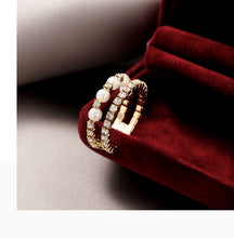 French romantic pearls ring