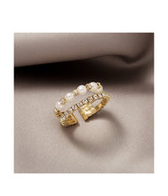 French romantic pearls ring